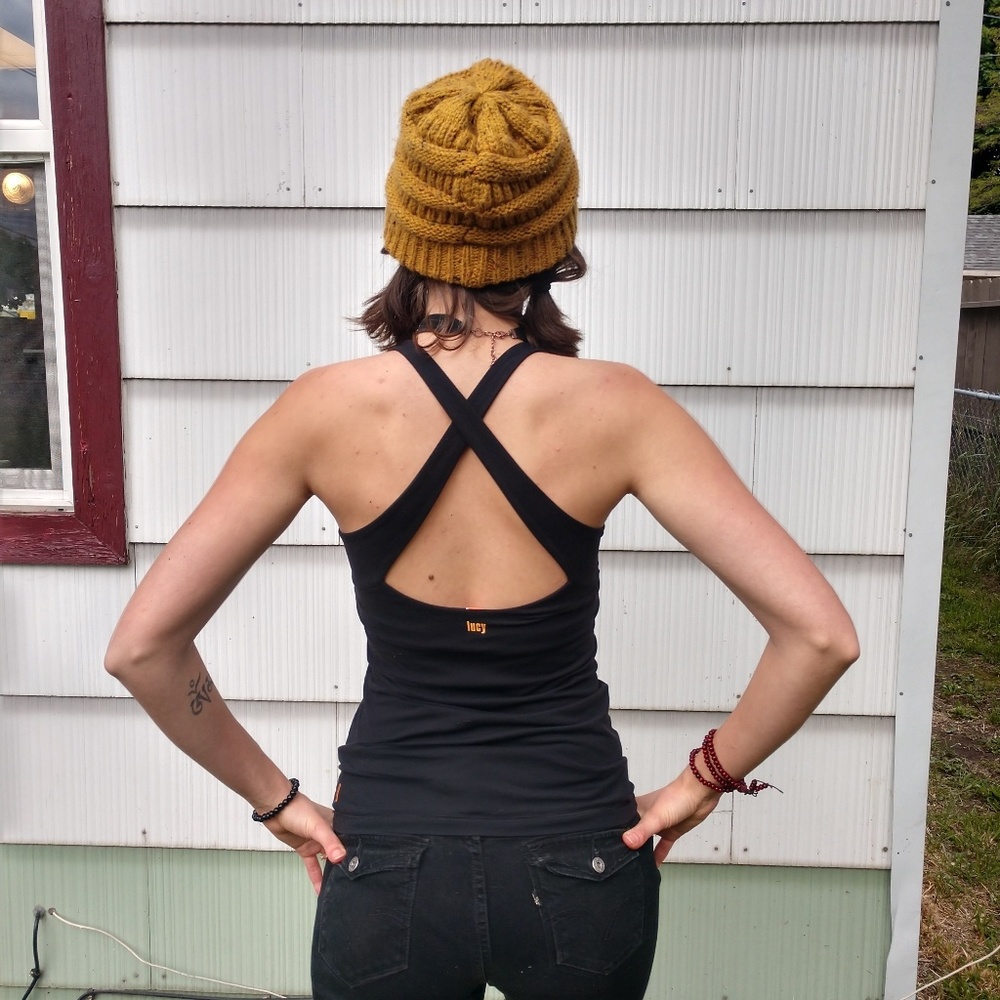 ♥️ Lucy yoga tank top